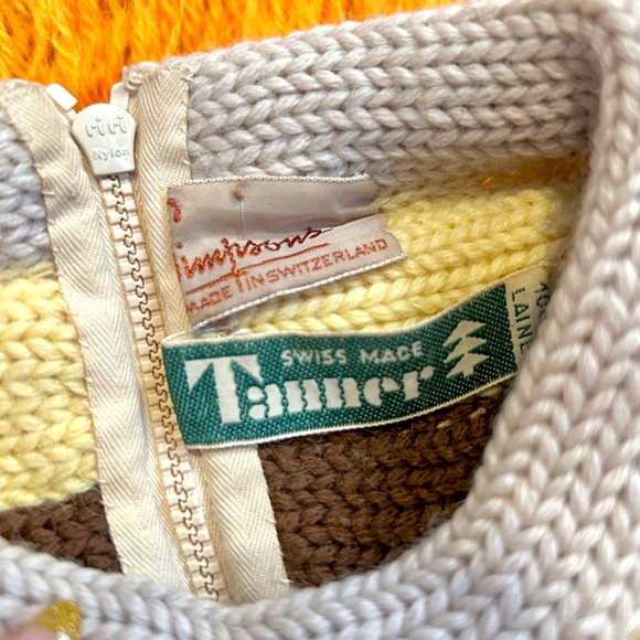 60s Vintage Mod Tri Toned Knit Acrylic Oversized Boxy Unisex Sweater - Picture 5 of 5